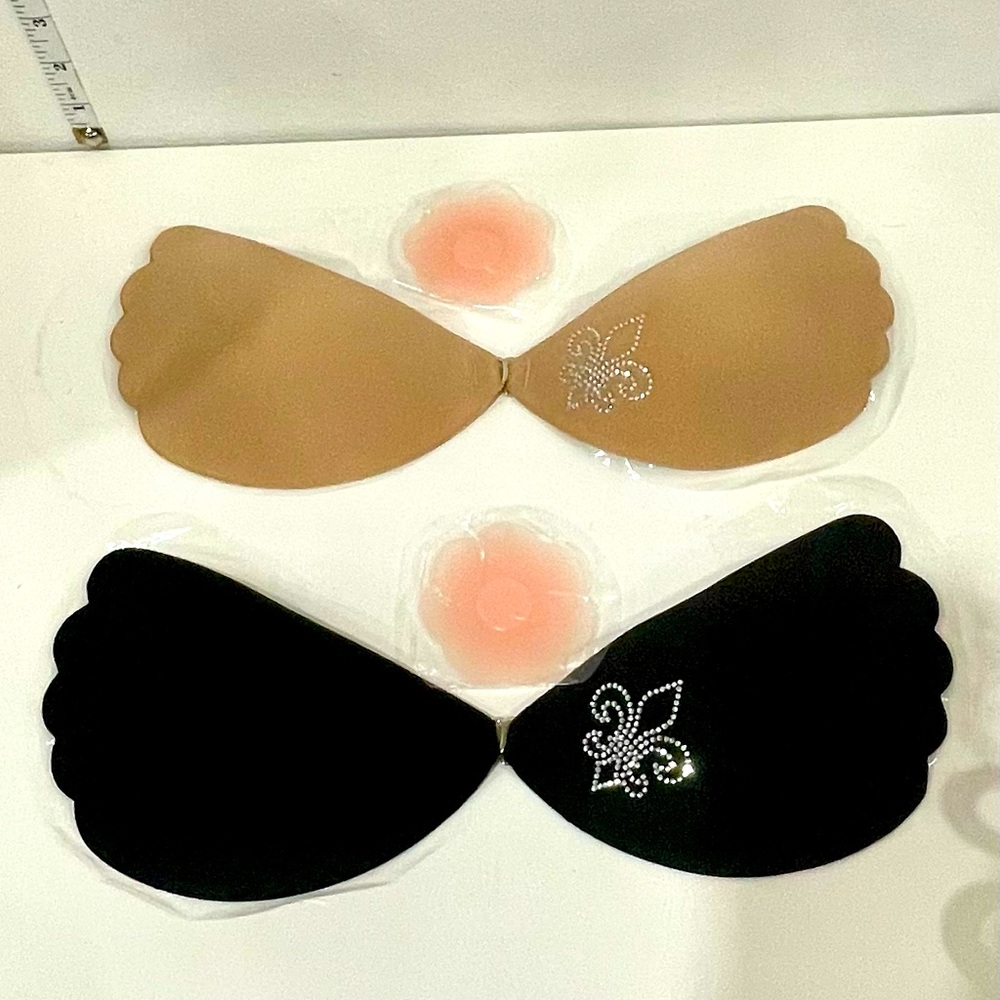 2 Pack Reusable Push Up Strapless Bra, Invisible Adhesive Backless Bra, D New